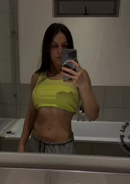 Alice Ardelean show body sexy on mirror ! HOT