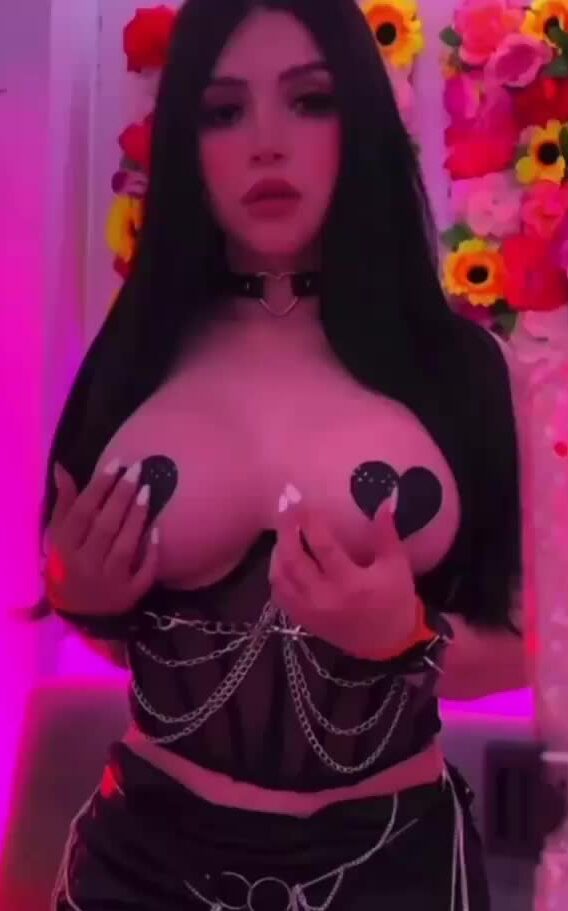 Sofia Brano – N.aked Big Boobs [ So Sexy ] !