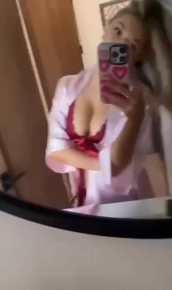 Show Your Big Butt – Iggy Azalea / 0nlyfans !