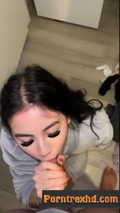 Sucking a BBC – Viptoriaaa ! HOT sextape