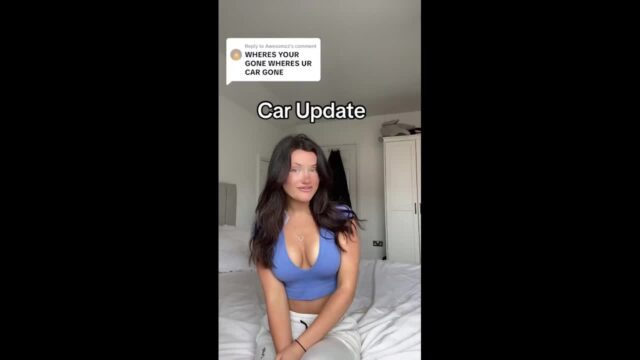 BreckieHill Nude Shower in bath [ Show Nipple ] ! HOT