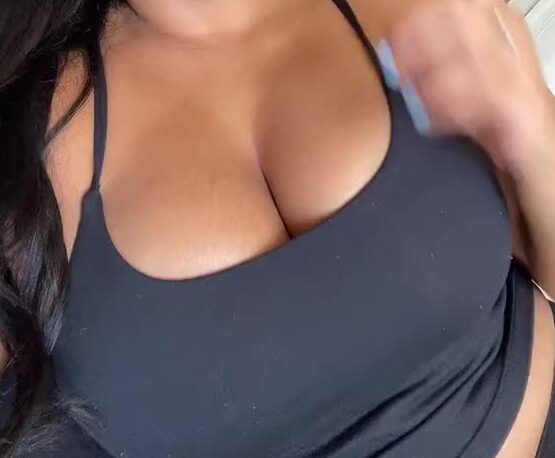 spicydrea Show Big Tits Very Sexy [ 0nlyfans ] !