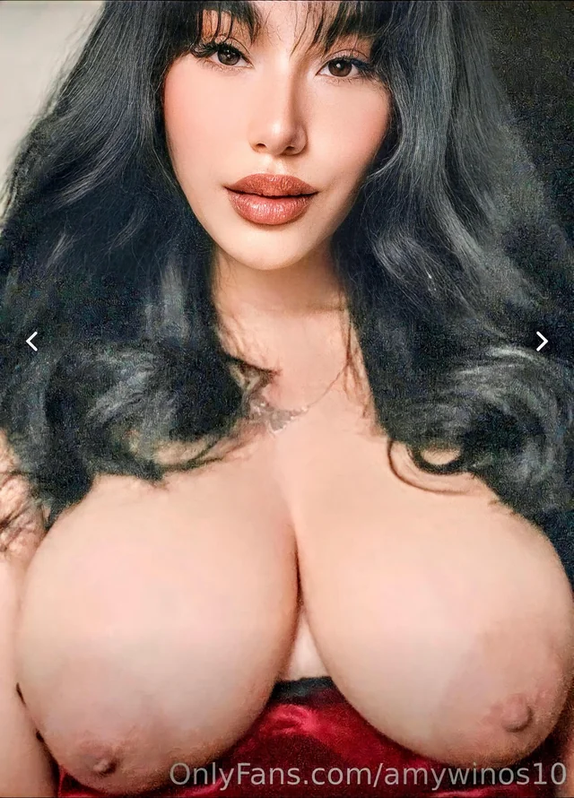 Show Nipple Pink [ Amy Winos ] – Video HOT !