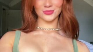 kaitkrems – Show Big Boobs [ Very Sexy ] !