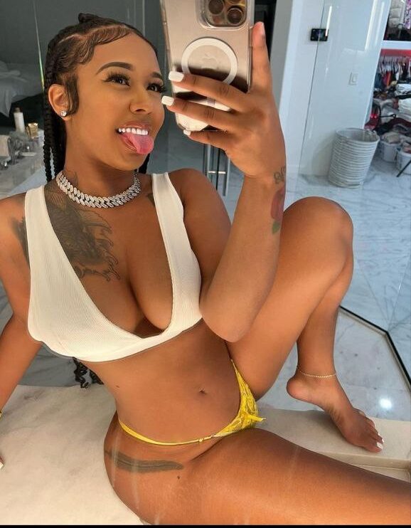 Ohsoyoujade ! Show Big Tits [ So Sexy ] ! Video HOT !