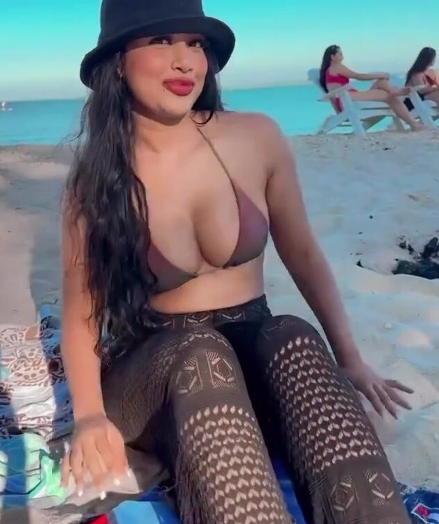 Naked Big Tits Over Sea – peya bipasha ! SO HOT