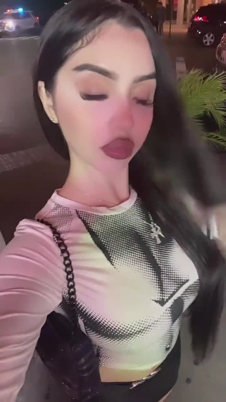 Cierra Mistt Blowjob Big Cock On Bed – Onlyfans Leaked !