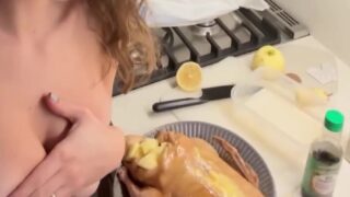 Anna Malygon/maligoshik.a Nude Show Big Tits in Kitchen – Onlyfans Leaks Of !