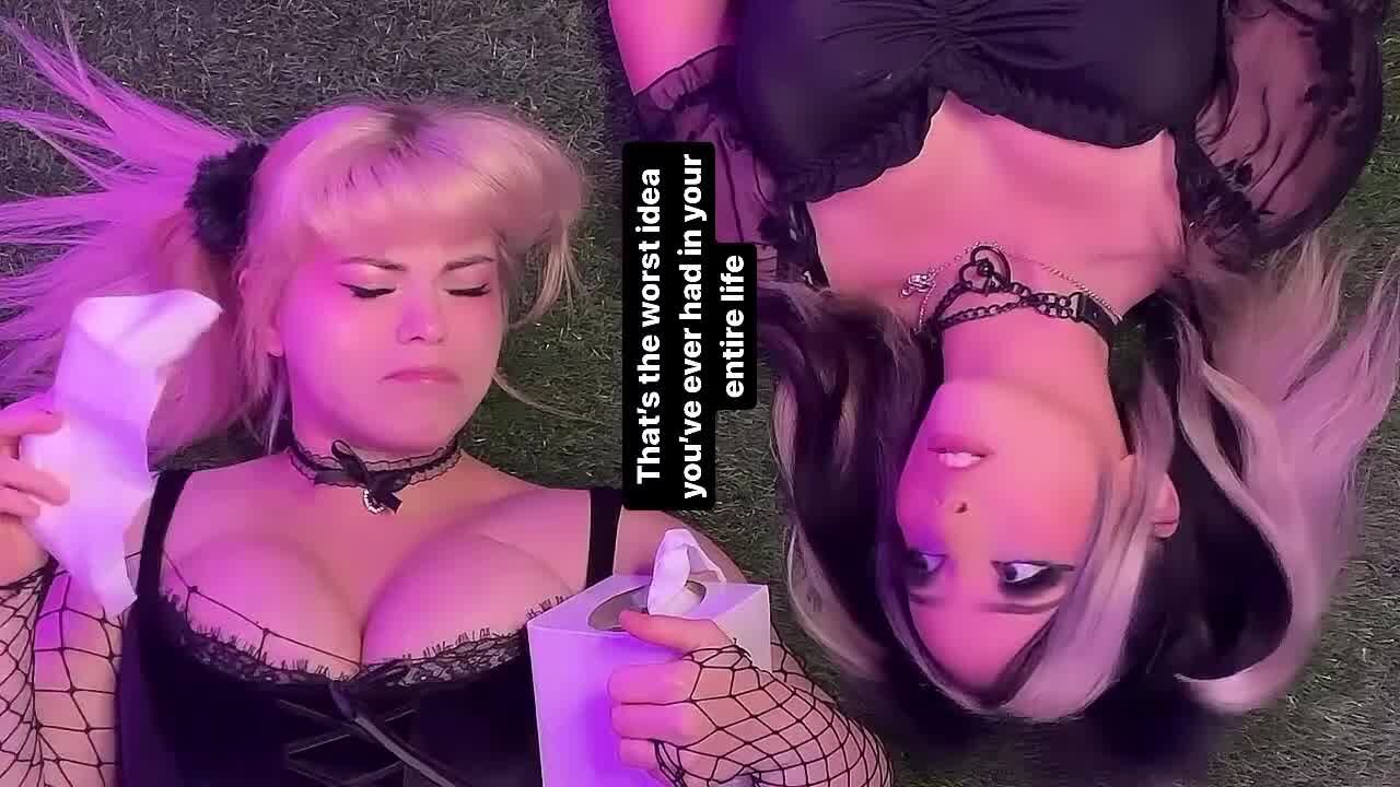 Thesabrinabanks Cosplay Show Big Tits with Friend – Onlyfans Leaks !!!