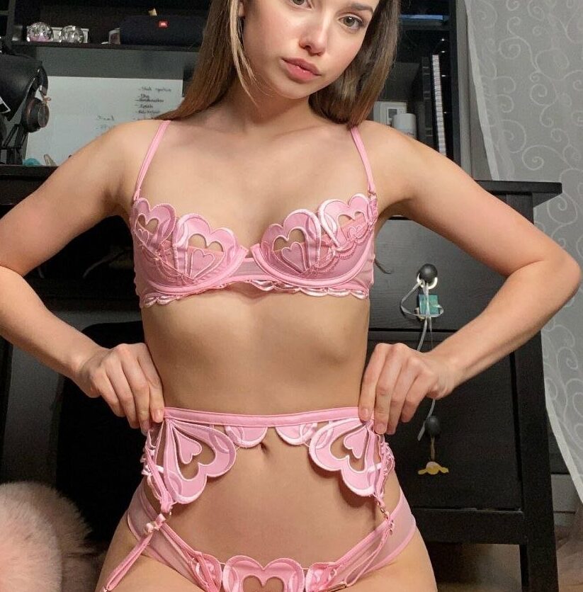 Sophie.xdt Sexy Bikini Erotic Body – HOT Video ! Onlyfans Leaked !