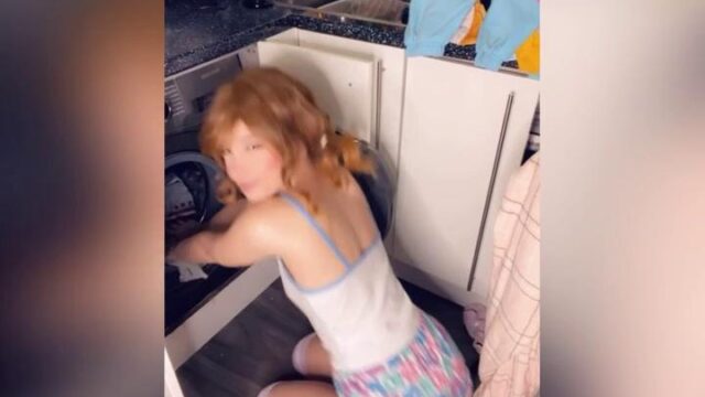 Belle Delphine Nude Stuck In The Dryer Fucking Porn Video Leaked
