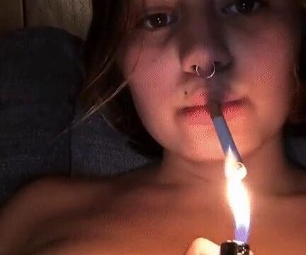 Lia Marie Johnson Nude Areaola Nip Slip Video Leaked