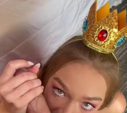 EmmaBelovedXO Sexy Princess Fuck Onlyfans Video Leaked