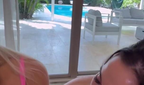Emilyrayxo Caught Masturbating Sex Video Leaked