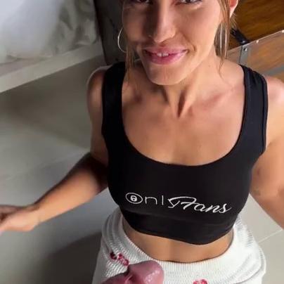 Kelsi Monroe Quickie Blowjob Onlyfans Video Leaked